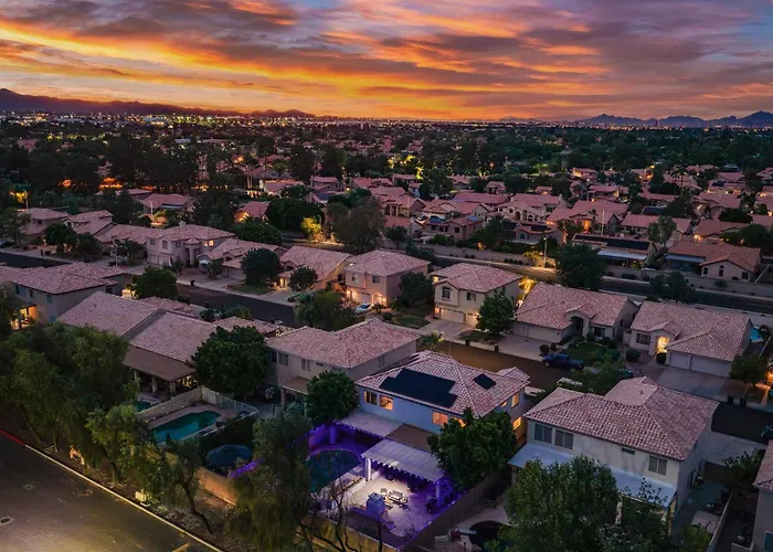 Relaxing 5br Family Pool Moder Ferienhaus Tempe