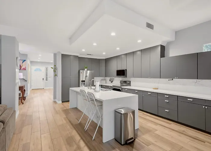 Relaxing 5br Family Pool Moder * Tempe