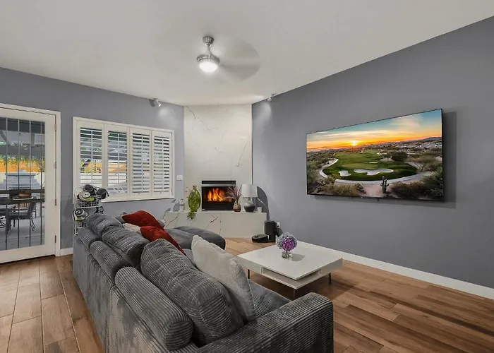 Relaxing 5br Family Pool Moder Ferienhaus