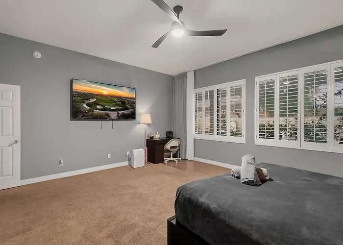Relaxing 5br Family Pool Moder