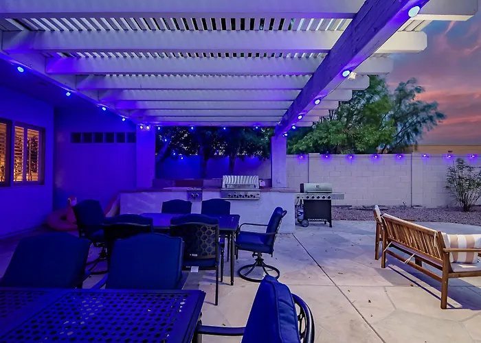 Relaxing 5br Family Pool Moder